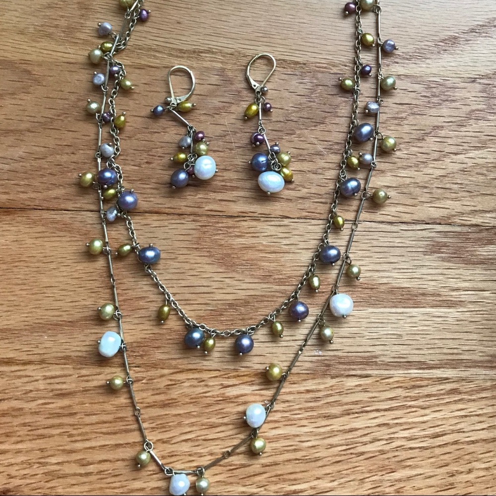 Multicolored faux pearl necklace & earrings
